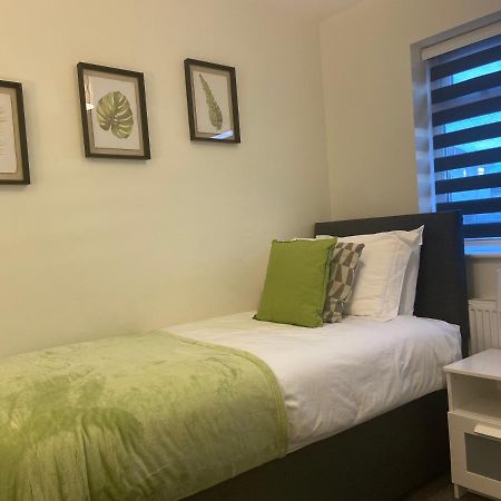 Gladstone Apartments By Bluebell Rooms サウサンプトン エクステリア 写真